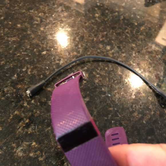 FitBit Charge HR - Picture 2 of 4